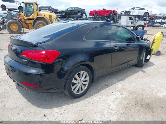 KIA Forte Koup Ex 2015 KNAFX6A81F5393951 Image 4