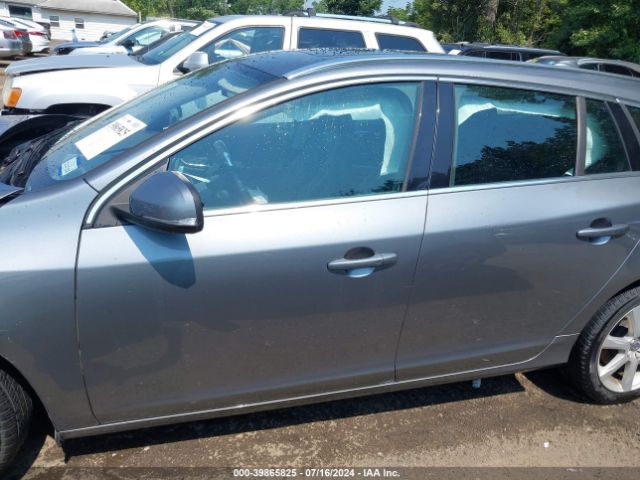 YV140MEK8G1298525 Volvo V60 T5 Drive-e Premier