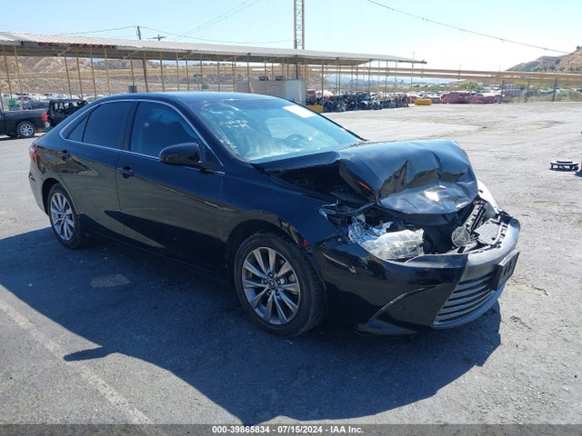 2016 4T4BF1FK3GR561982 main image