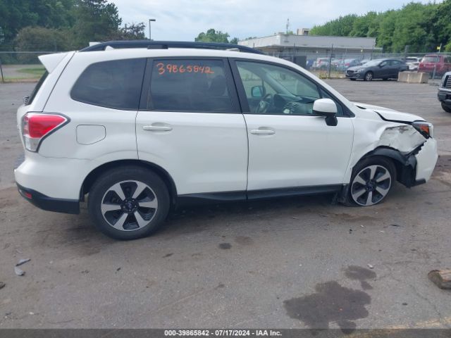 JF2SJAGC9JH471290 Subaru Forester 2.5i Premium