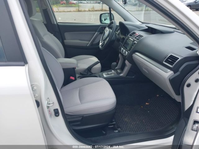 JF2SJAGC9JH471290 Subaru Forester 2.5i Premium