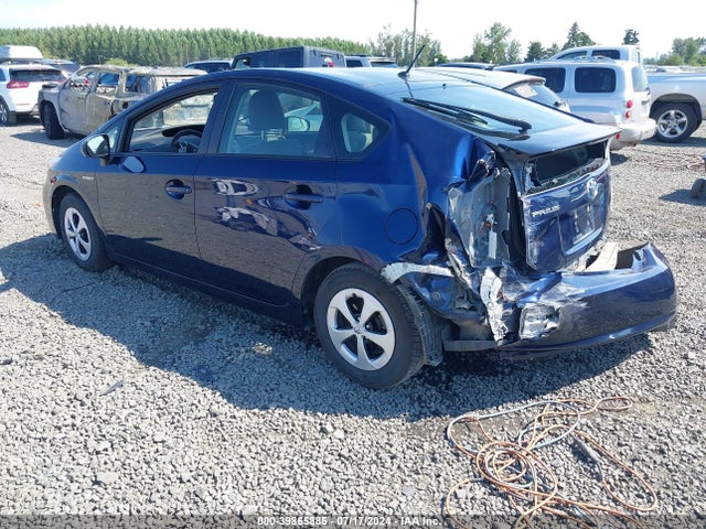 Toyota Prius Two 2015 JTDKN3DU2F1991133 Image 3