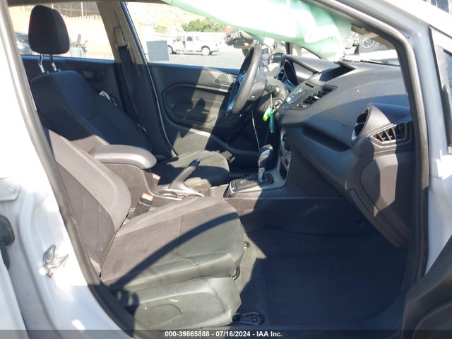 Ford FIESTA SE 2018 3FADP4EJ1JM118813 Image 5