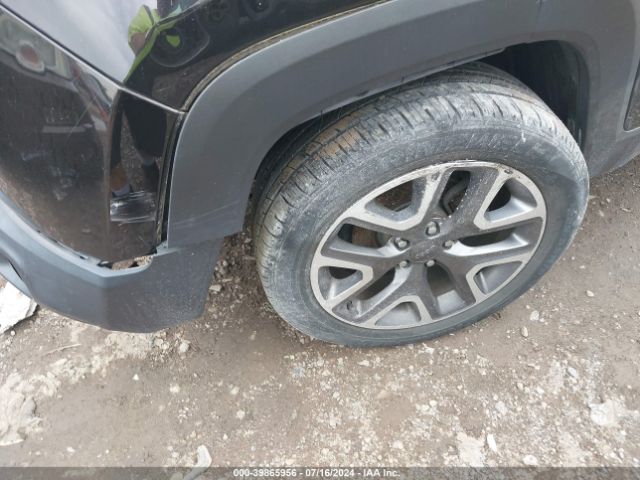 ZACCJBBB8HPF05777 Jeep Renegade Latitude 4x4
