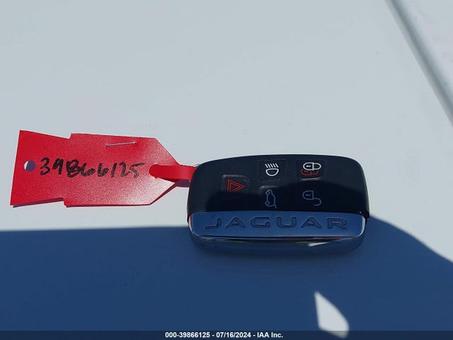 2017 JAGUAR F-PACE SADCS2BV4HA059669 Photo 10