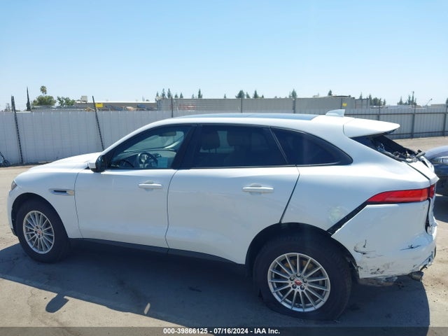 Jaguar F-PACE 35T 2017 SADCS2BV4HA059669 Image 14