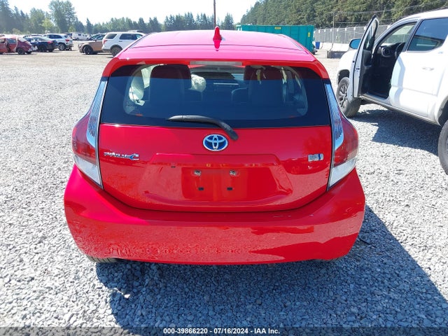 Toyota Prius C Four 2015 JTDKDTB36F1111712 Image 16