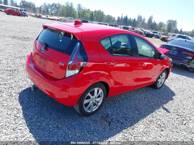 Toyota Prius C Four 2015 JTDKDTB36F1111712 Image 4