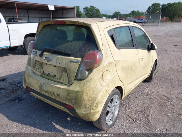 Chevrolet Spark Ls Auto 2014 KL8CB6S99EC402734 Image 4