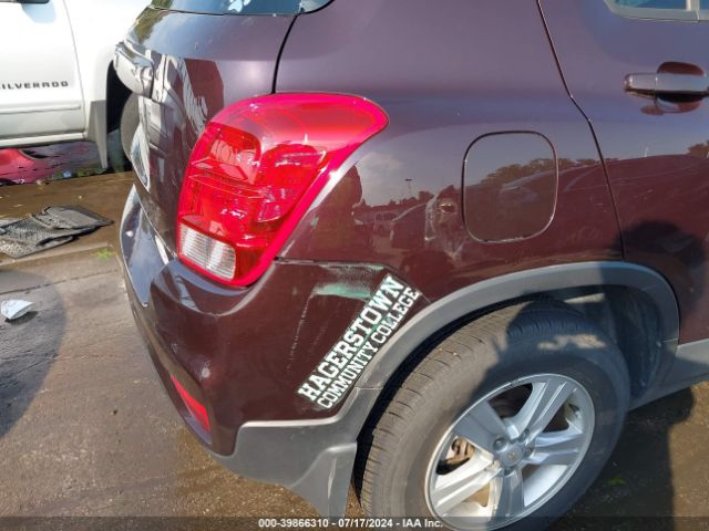 KL7CJNSB7MB305802 Chevrolet Trax Awd Ls