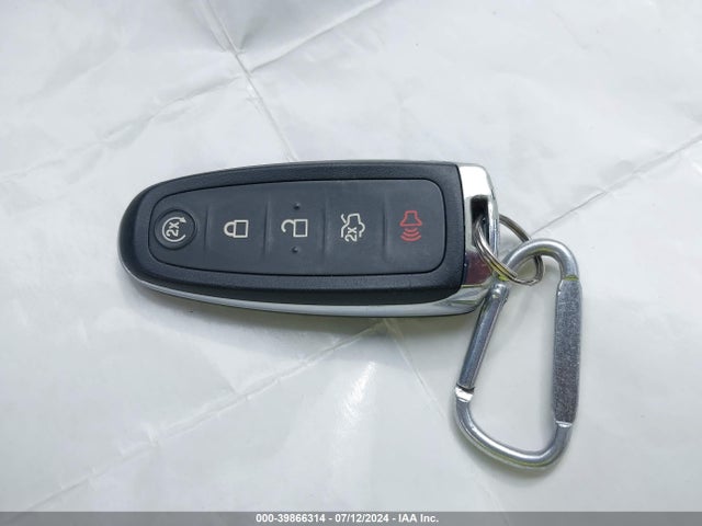 Ford Escape Titanium 2016 1FMCU9J90GUB45038 Image 11