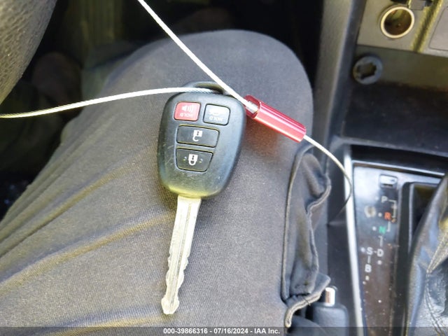 Toyota COROLLA LE 2016 5YFBURHEXGP384659 Image 11