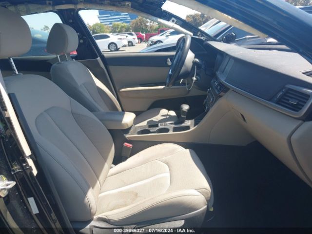 5XXGT4L32JG267465 KIA Optima Lx
