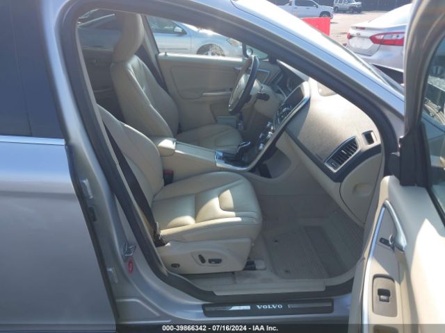 YV4902RMXG2799127 Volvo Xc60 T6 Platinum