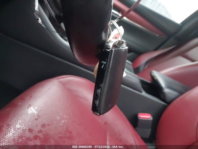 JM1BPBMM7P1616666 Mazda Mazda3 2.5 S Premium