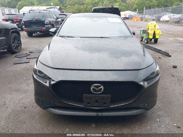 JM1BPBMM7P1616666 Mazda Mazda3 2.5 S Premium