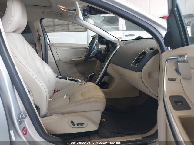YV4952DL2E2551483 Volvo Xc60 3.2/3.2 Platinum/3.2 Premier/3.2 Premier Plus