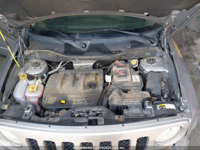 1C4NJRFB3GD742038 Jeep Patriot Latitude