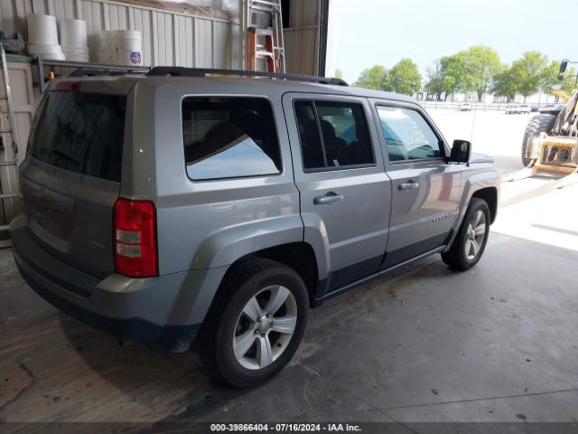 1C4NJRFB3GD742038 Jeep Patriot Latitude
