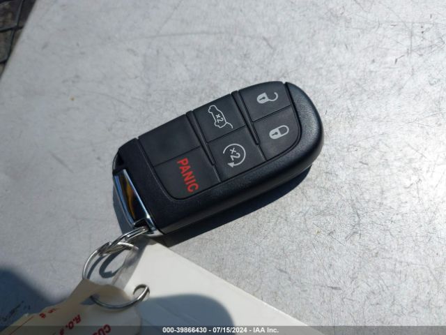 3C4NJDBB3NT215679 Jeep Compass Latitude 4x4