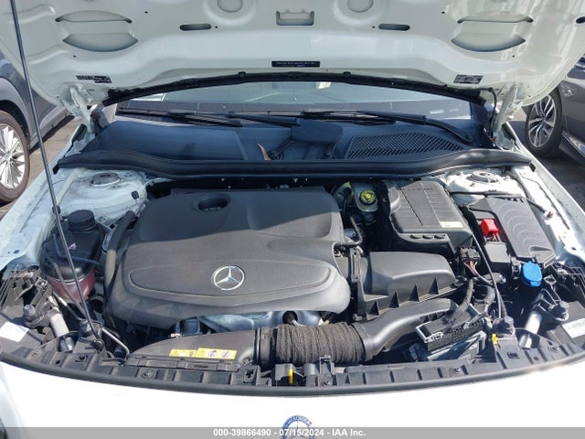 WDCTG4EB5FJ119329 Mercedes-Benz GLA 250