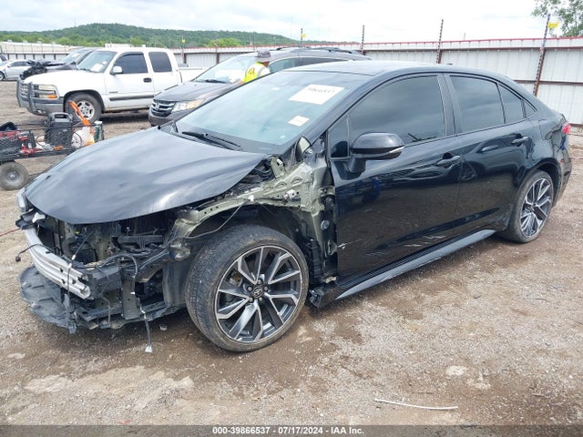 Toyota COROLLA SE 2021 5YFS4MCE2MP064967 Image 2