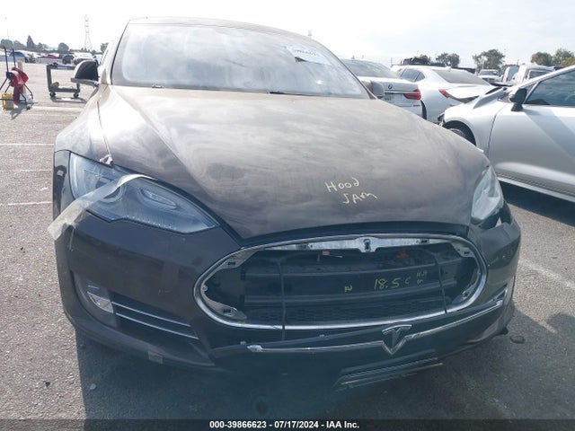 2014 TESLA MODEL S 5YJSA1H13EFP51451 Photo 5