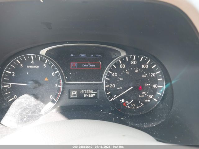 5N1AR2MM0FC600698 Nissan Pathfinder S