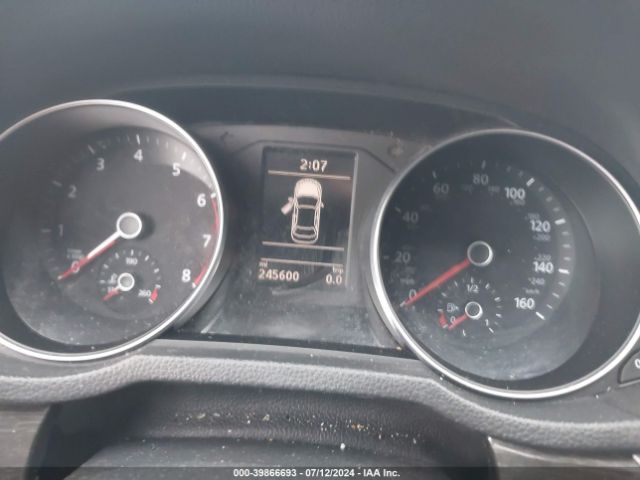 1VWBT7A35GC017142 Volkswagen Passat 1.8t Se