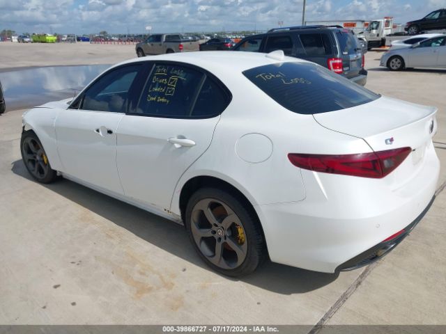 ZARFAEEN2H7559356 Alfa Romeo Giulia Ti Awd
