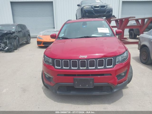 3C4NJCBB2KT699673 Jeep Compass Latitude Fwd