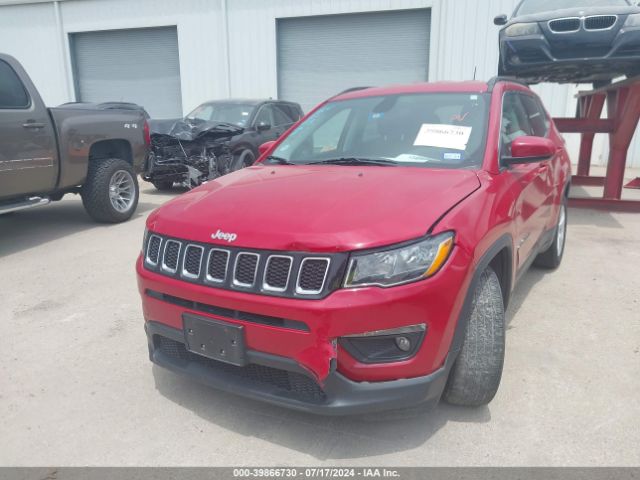 3C4NJCBB2KT699673 Jeep Compass Latitude Fwd