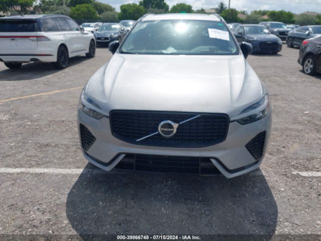 YV4L12RX8P1341234 Volvo Xc60 B5 Ultimate Dark Theme