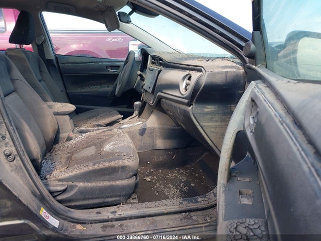 Toyota COROLLA LE 2019 2T1BURHE0KC229921 Image 5