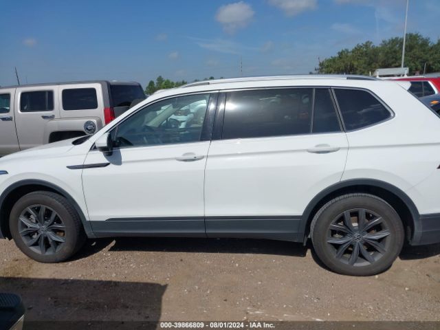 3VV3B7AX1NM152886 Volkswagen Tiguan 2.0t Se
