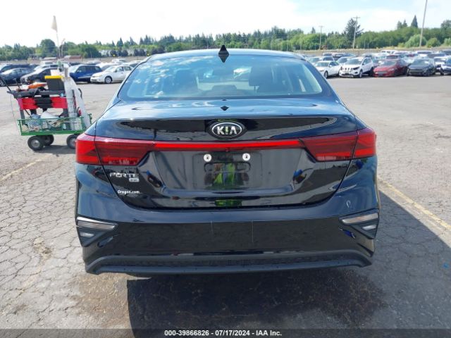 3KPF24AD9KE028113 KIA FORTE FE