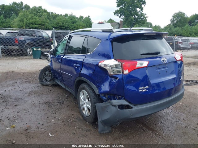 Toyota RAV4 LE 2015 2T3BFREV2FW385176 Image 3