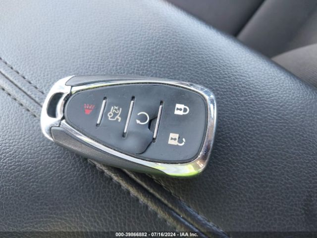 1G1ZD5ST7MF067075 Chevrolet Malibu Fwd Lt