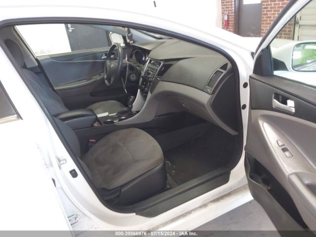 5NPEB4AC1EH886954 Hyundai SONATA GLS