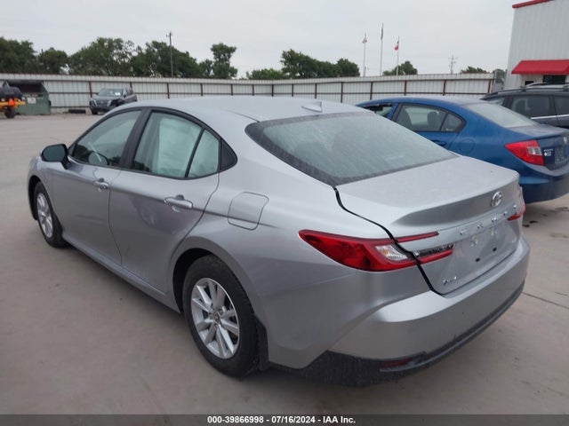 Toyota CAMRY LE 2025 4T1DAACK0SU510681 Image 3