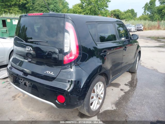 KNDJP3A53J7888571 KIA SOUL +