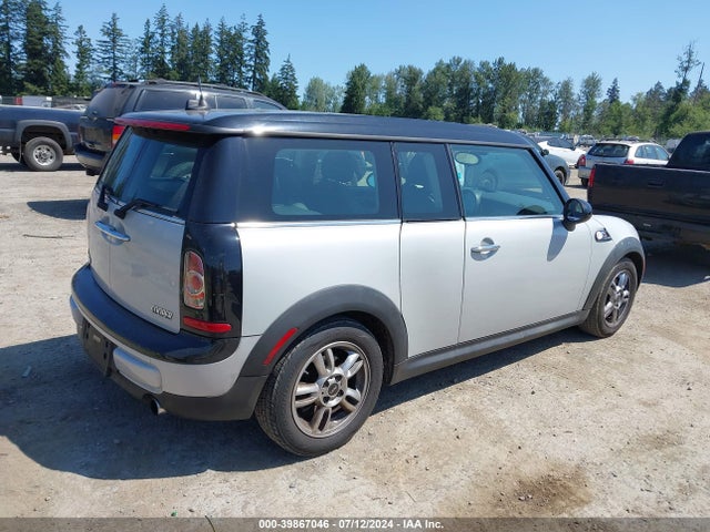 2013 MINI CLUBMAN WMWZF3C59DT490096 Photo 3