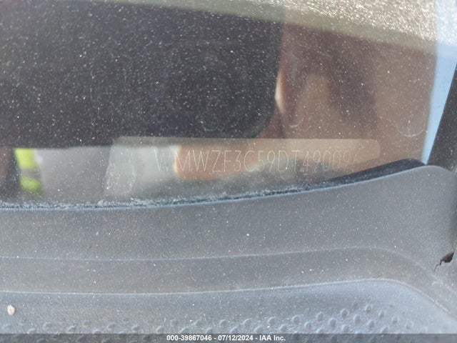 2013 MINI CLUBMAN WMWZF3C59DT490096 Photo 8