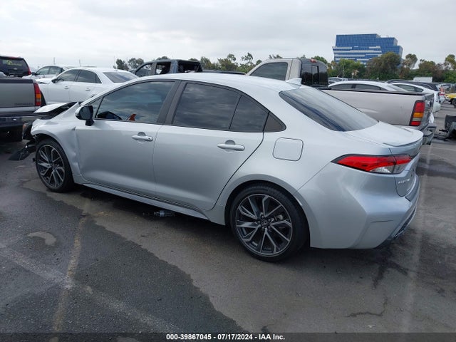Toyota COROLLA SE 2021 5YFS4MCE8MP061832 Image 3