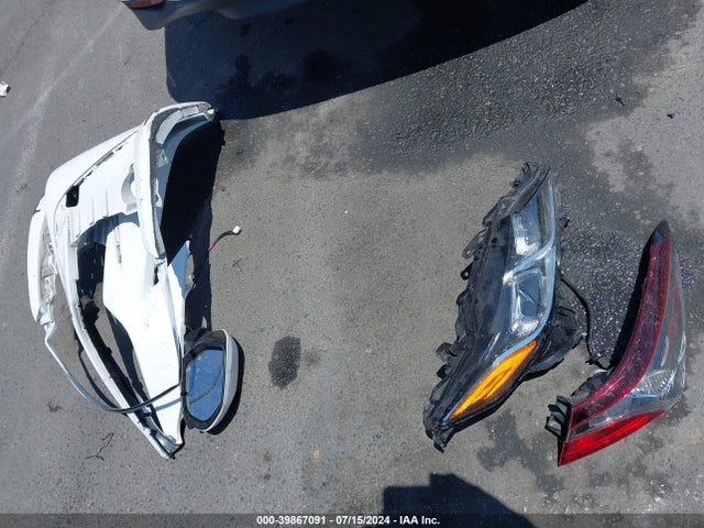 Toyota CAMRY LE 2022 4T1C11AK2NU629996 Image 12
