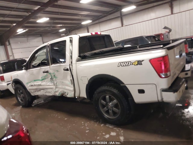 Nissan Titan Pro-4x 2014 1N6BA0EC2EN507742 Image 14