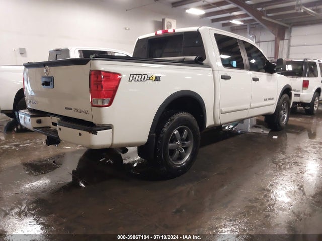 Nissan Titan Pro-4x 2014 1N6BA0EC2EN507742 Image 4