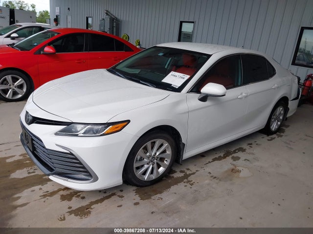 Toyota CAMRY LE 2023 4T1C11AK2PU143630 Image 2