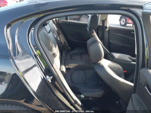 SAJAE4BG4HA945547 Jaguar Xe 25t Prestige