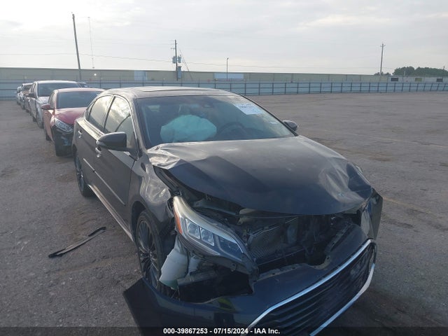 2017 4T1BK1EB4HU245533 main image
